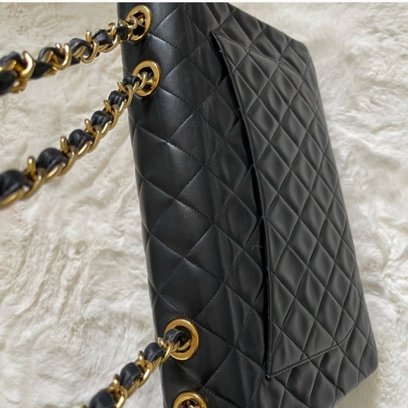 Chanel xl flap - Picture 8 of 17
